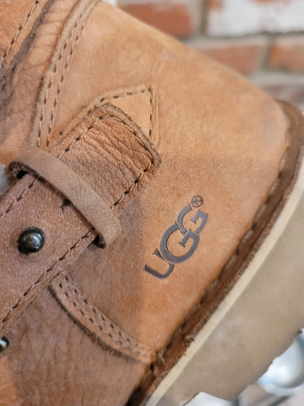 UGG Chestnut Shearling Short Boot - Picture 7 of 8